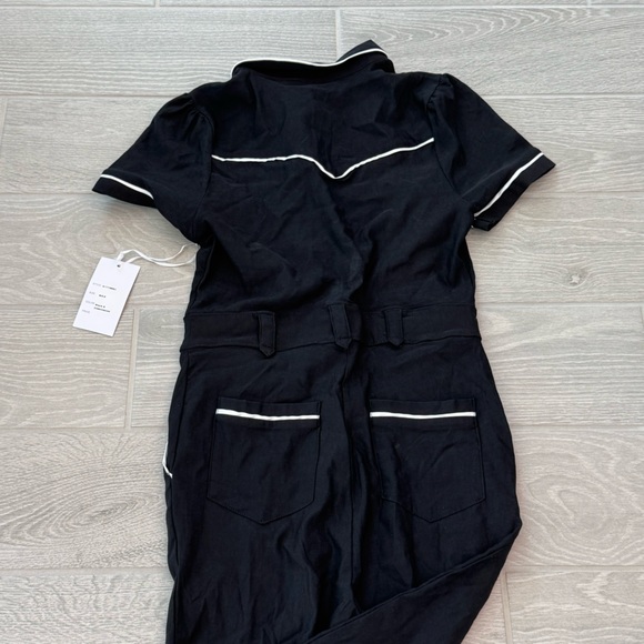 UNIQUE VINTAGE Embroidered Rodeo Horse Roses Stretchy Jumpsuit Size Medium NWT - Picture 2 of 8